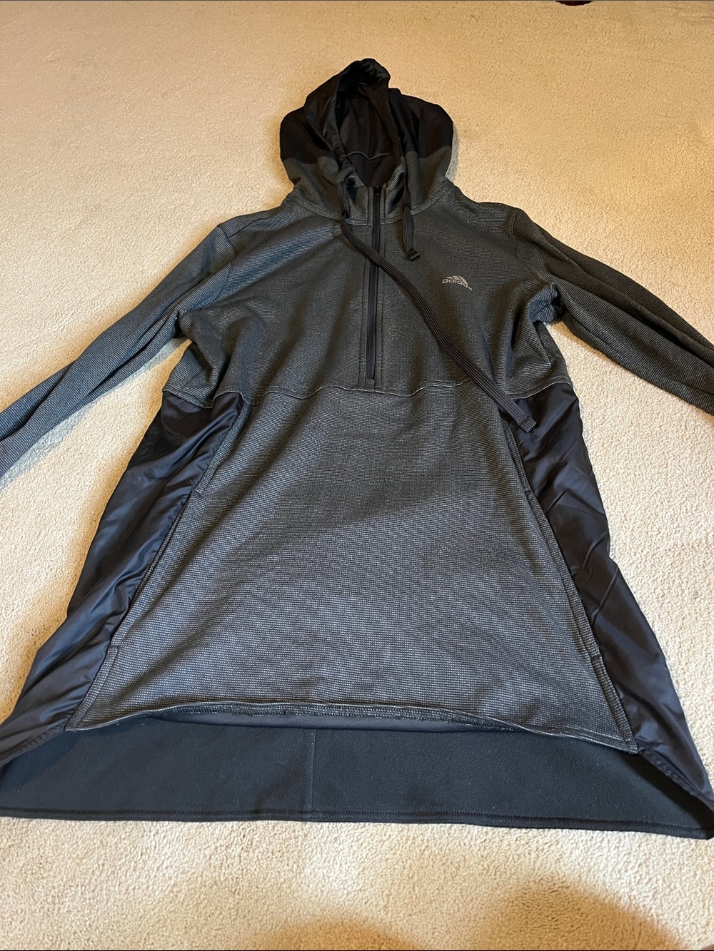 Womens adidas Half Zip workout pullover - size M
